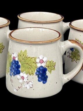 Vintage 1970's Norleans Speckled Grapes Flowers Stoneware Coffee Mugs Set of 4